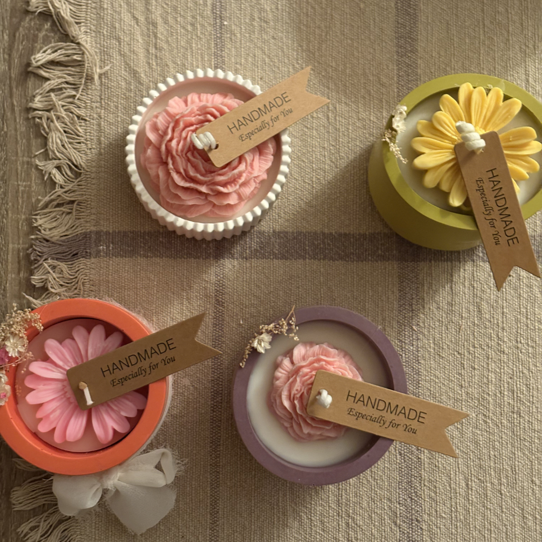 Bougie petit pot marguerite rose 120mlm